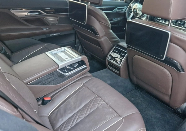 BMW Seria 7 cena 90900 przebieg: 154000, rok produkcji 2017 z Łosice małe 232